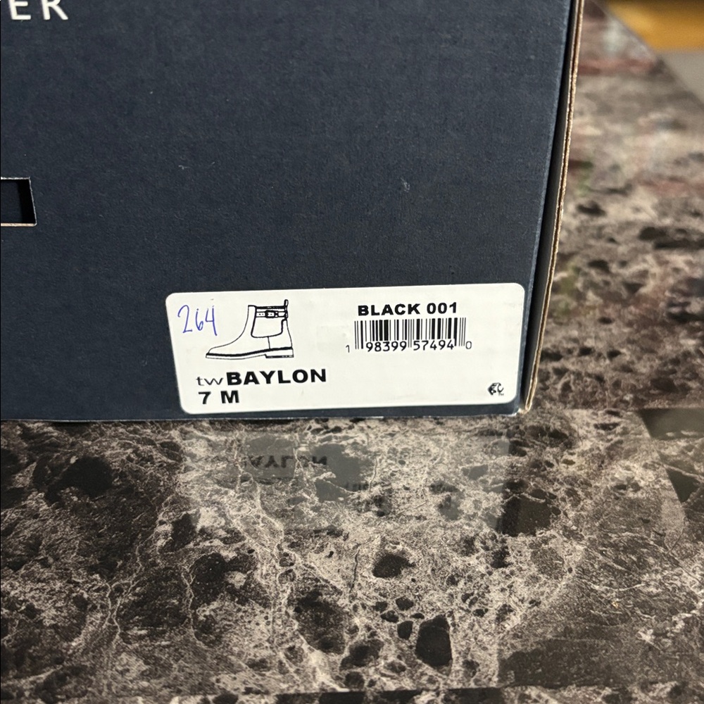 Tommy Hilfiger Black Leather Boots - Picture 3 of 7